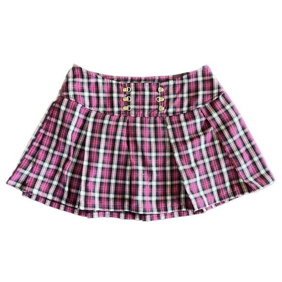 Dolls Kill Dresses & Skirts - ❌SOLD❌ Pink & Black Pleated Mini Skirt